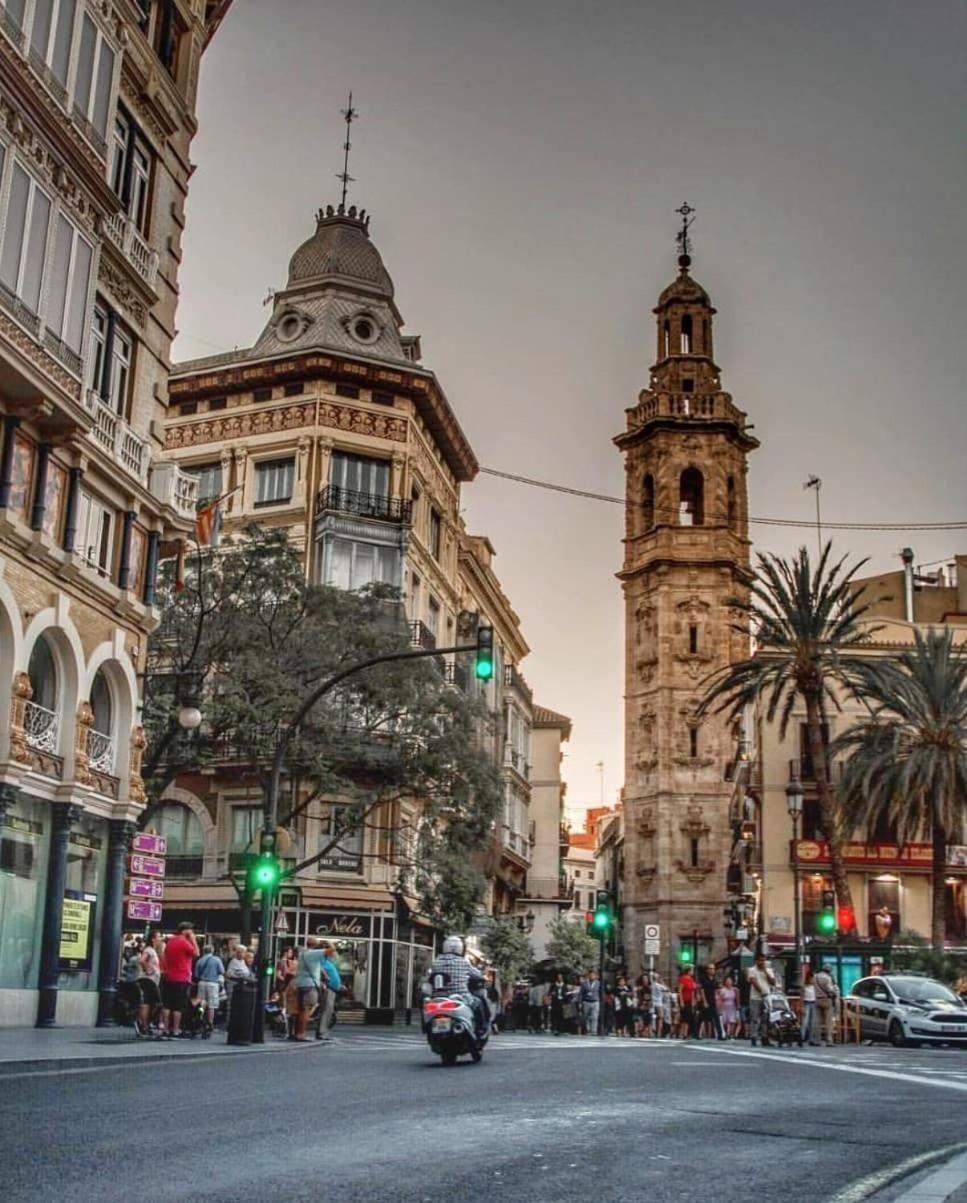 Avakian Suite Valencia Exterior foto
